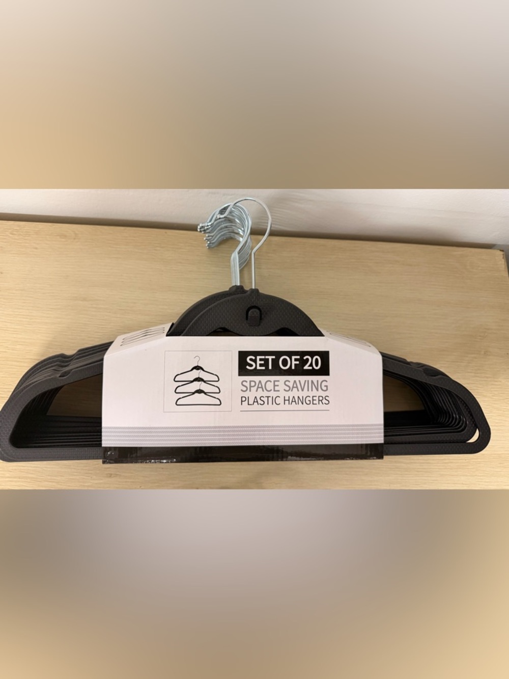 Space-Saving Plastic Hangers Set of 20 - Black